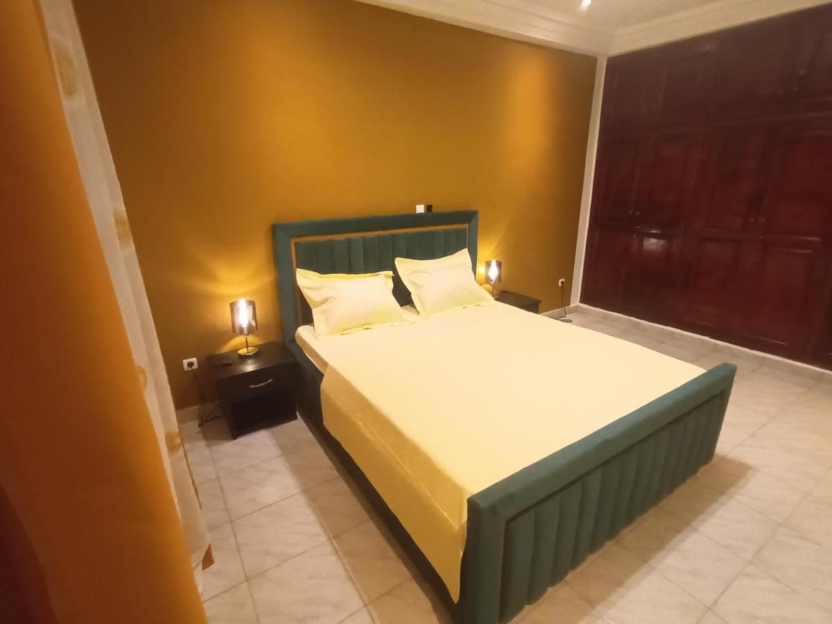 Residence Deluxe Yaoundé Exterior photo